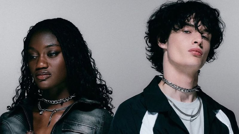 Accesorios para un look de moda urbana verano