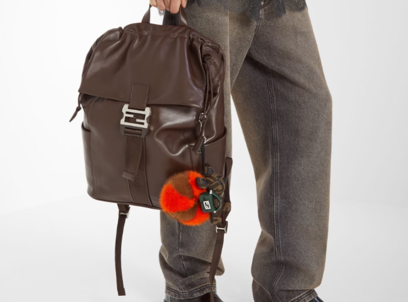 mochila piel hombre fendi colección otoño