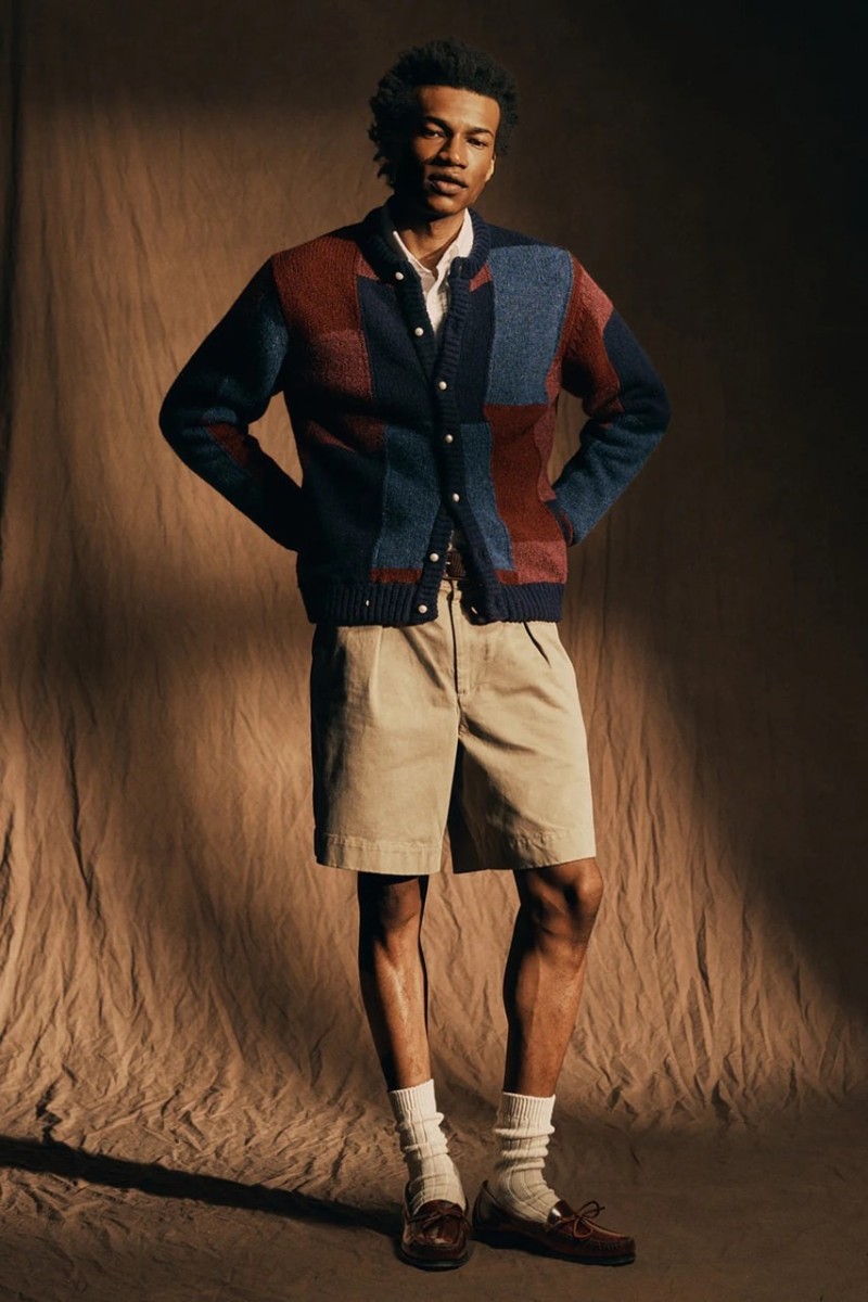 Looks urbanos con prendas elegantes y clásicas