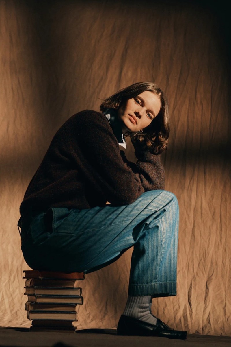 Looks urbanos con prendas elegantes y clásicas