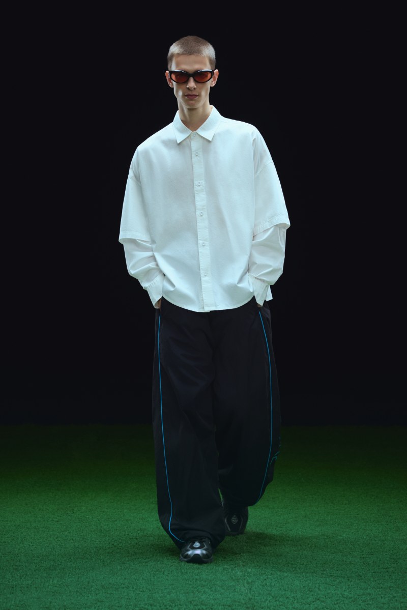 Tendencias moda urbana 2025: nostalgia Y2k