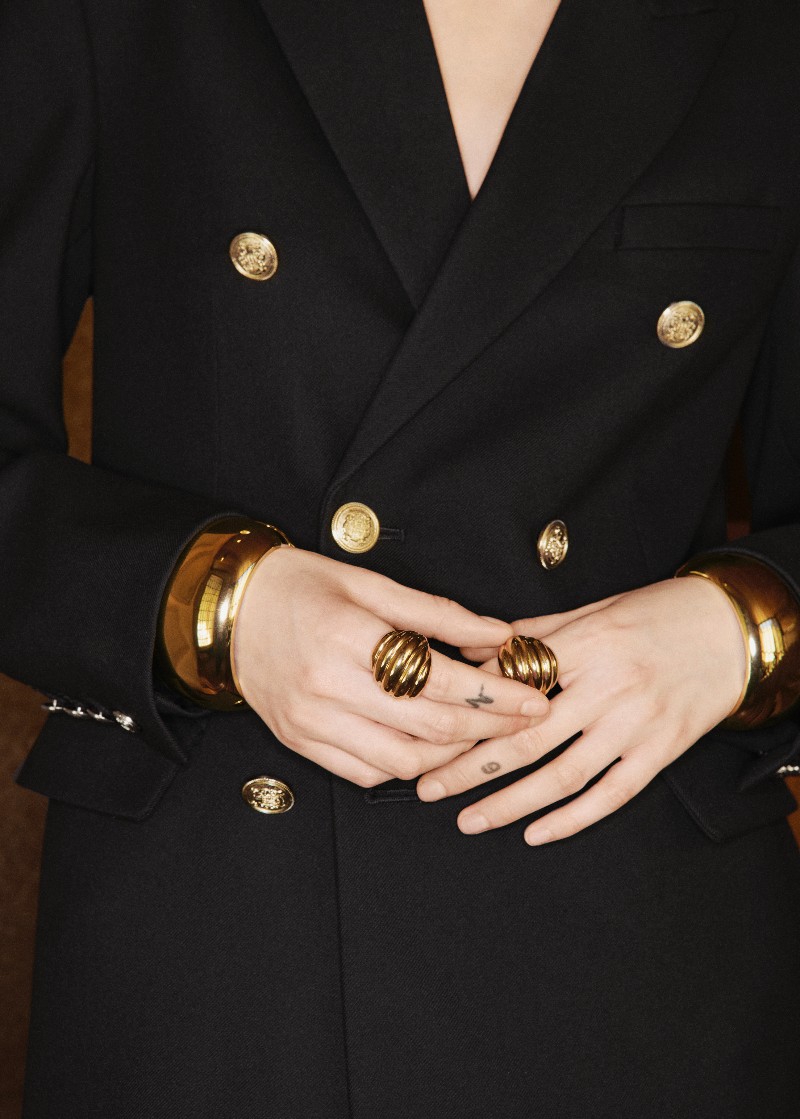 La nueva ropa de otoño de Mango no es ni boho ni austera