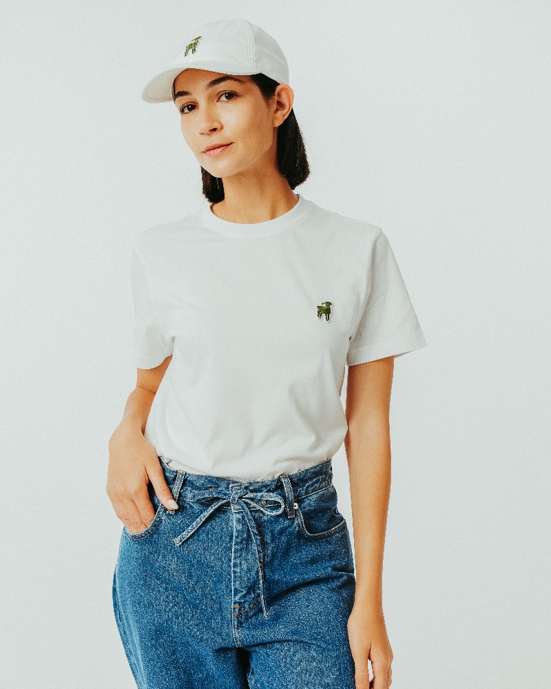 lacoste cambia el cocodrilo por una cabra por novak djokovic