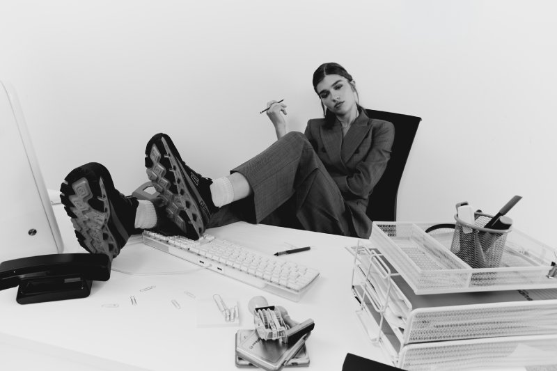 Las mejores sneakers para la oficina 2025