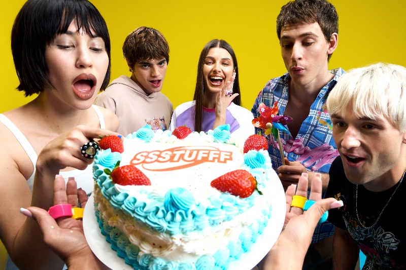 Sobre cómo el kidcore de Ssstufff une color y mucha ironía