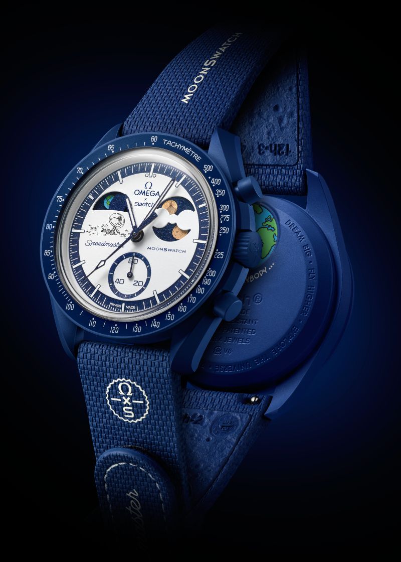 Relojes Omega X Swatch con fase terrestre