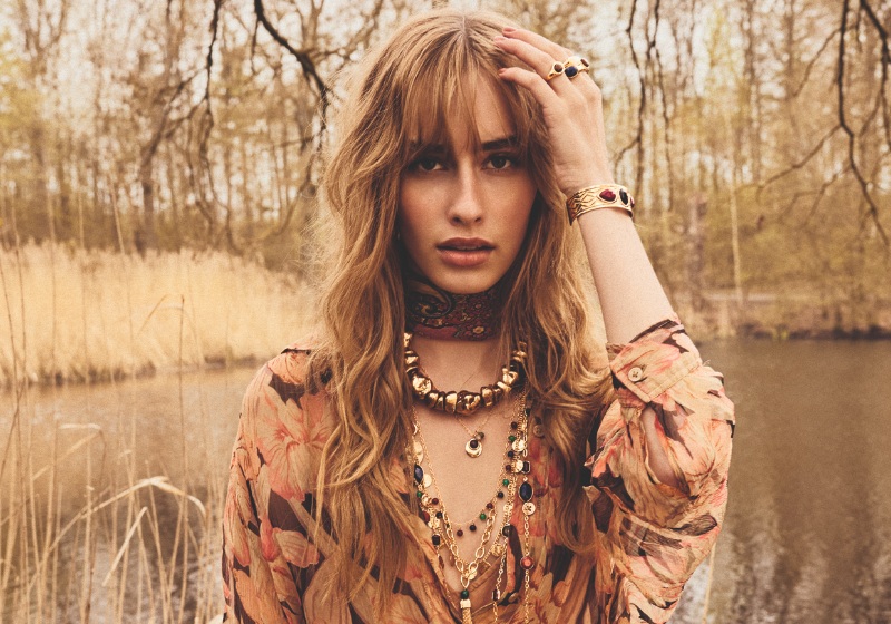 Bijou Brigitte combina boho y oficina sin elegir solo uno