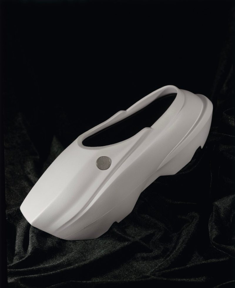 Sterling Ruby empuja a Vans hacia el futuro con unos zuecos