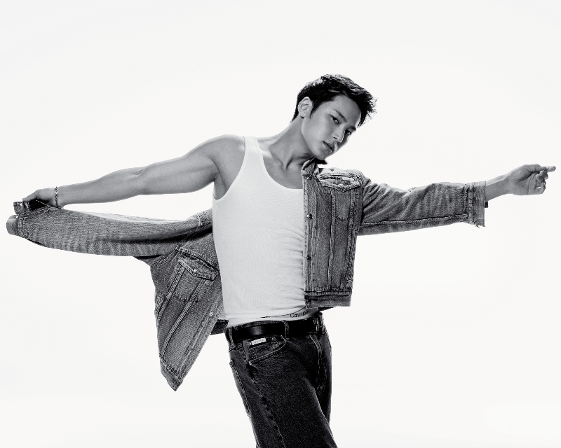 vaqueros 90 hombre colección denim calvin klein K-pop