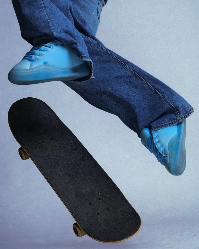 Zapatillas ERL Vamp en azul eléctrico 2025