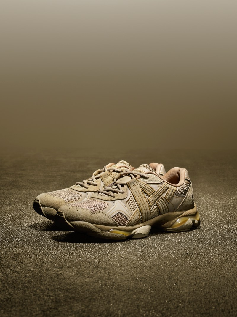 Onitsuka no solo tiene las México: también hace runners Y2k