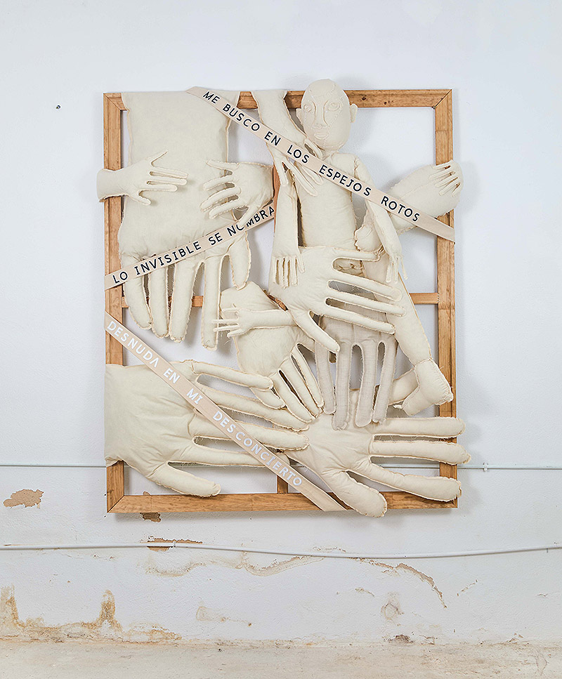 Ela Fidalgo - escultura textil a base de manos