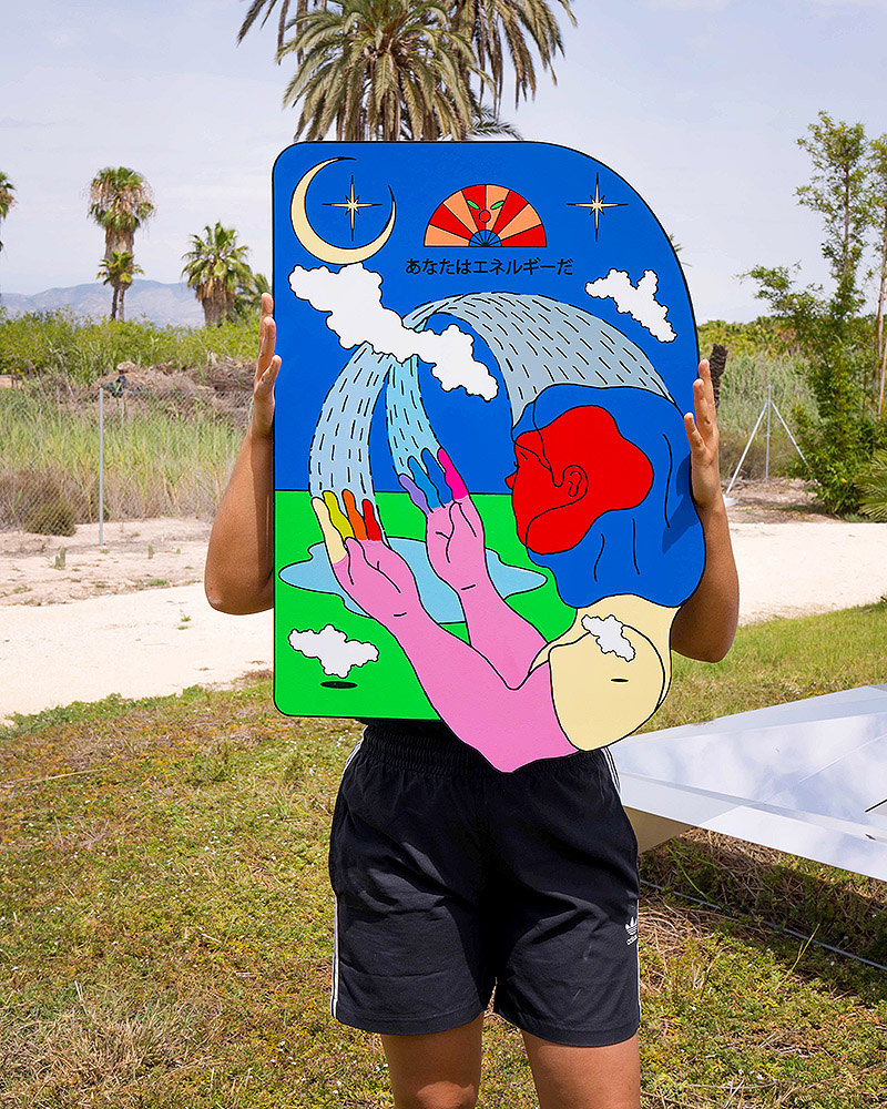 retrato de IreneFresh con una de sus obras