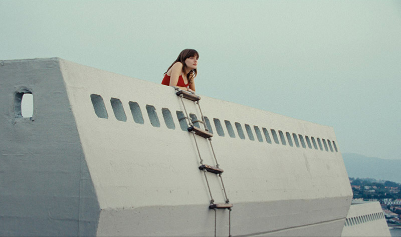 Fotograma de la película Romería de Carla Simón