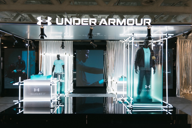 Espacio de El Corte Inglés de Sol con la nueva colección exclusiva de Under Armour junto a Mansory