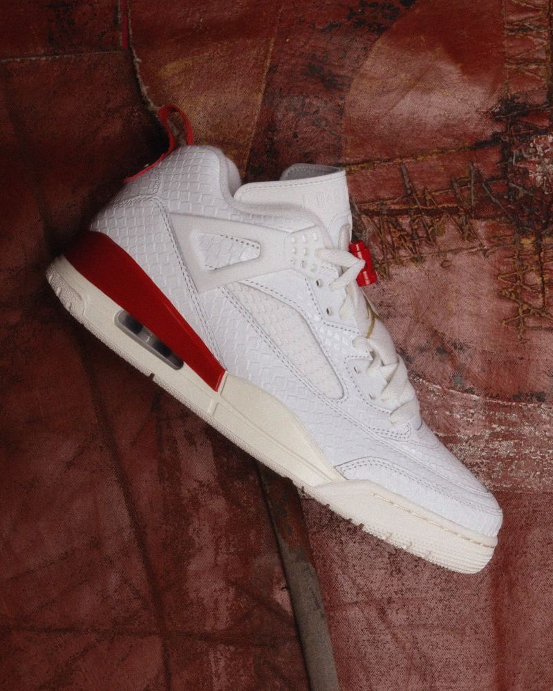 Jordan celebra la cultura mexicana con las zapas El Vuelo