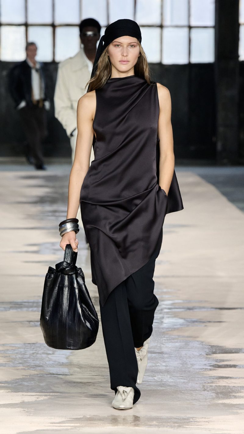 Boss ss26 nueva colección de looks elegantes