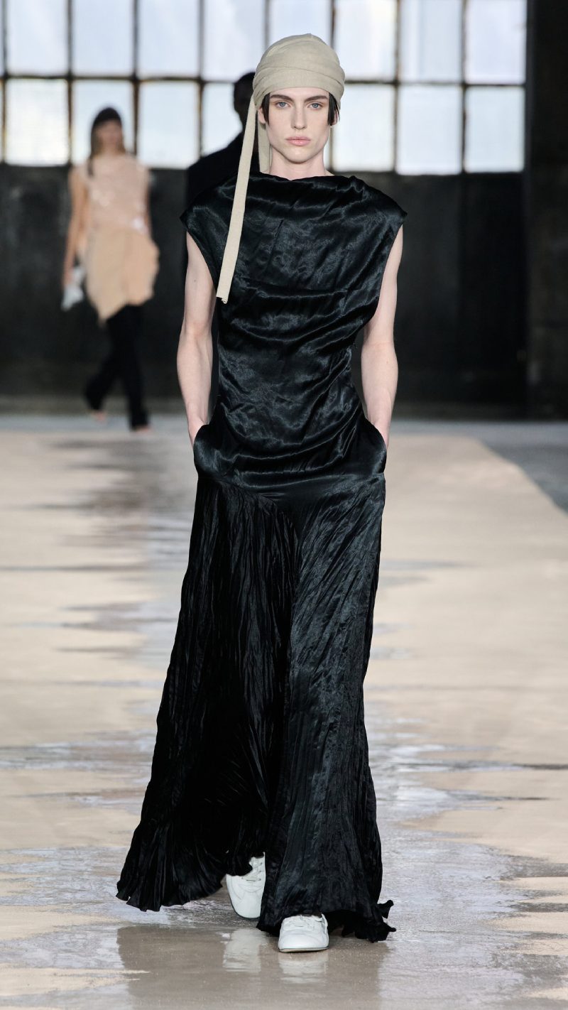 Boss ss26 nueva colección de looks elegantes