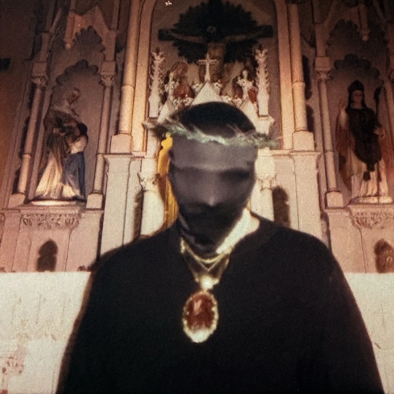 Chriz Amaya ha venido a exorcisarse (y romper cánones)