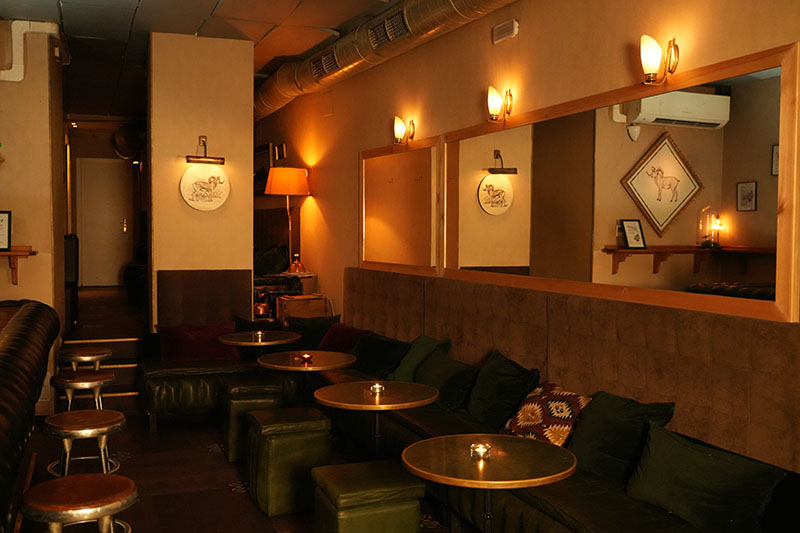 Coctelería Santamaría nueva carta: interior del local