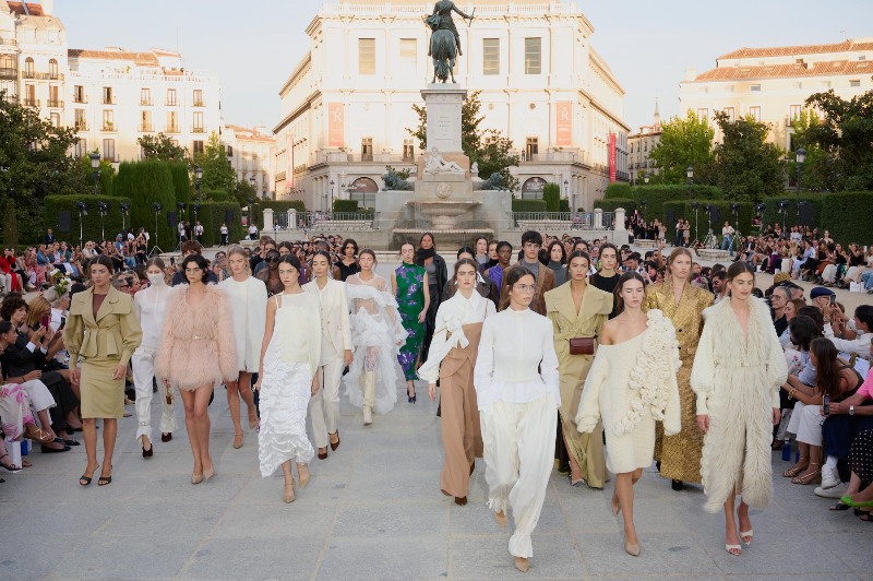 desfile moda madrid décima edición madrid es moda