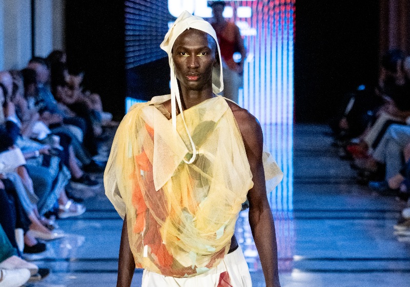 desfiles jóvenes diseñadores moda Udit