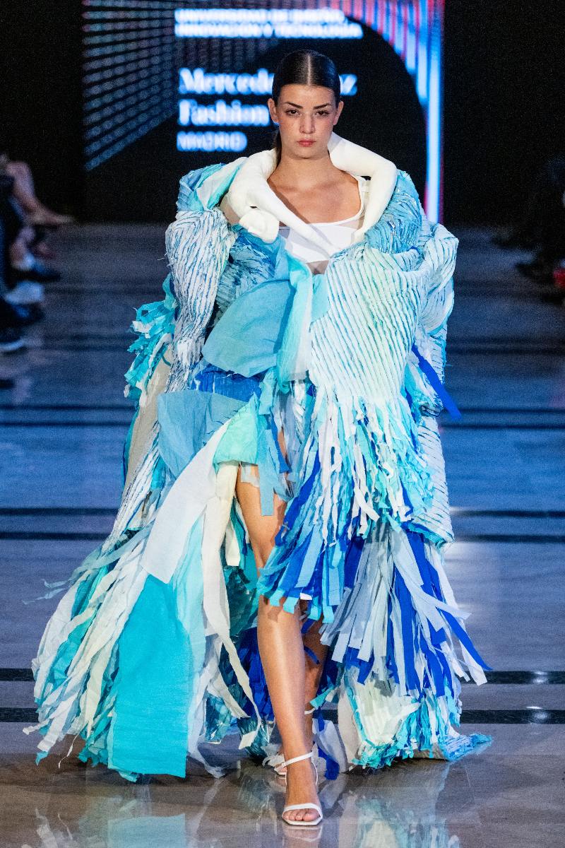 desfiles jóvenes diseñadores moda Udit