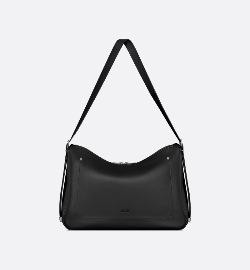 Dior apuesta por la tendencia hobo con su nuevo Slider