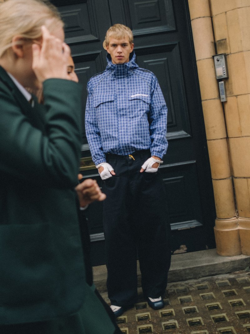 Eme Studios se suelta las riendas para fw25 con Unchained