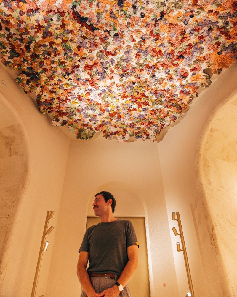 exposición fendi obra arte bolso milán