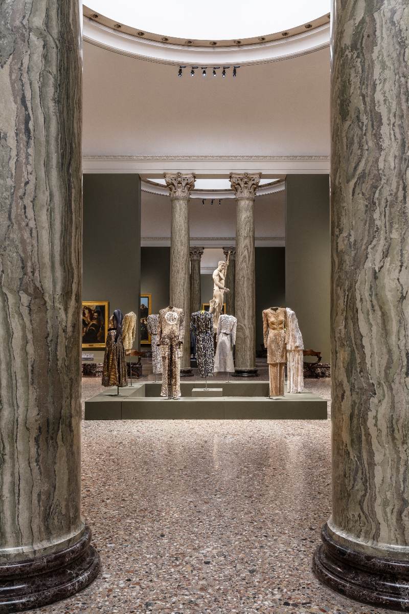 exposición giorgio armani museo milán