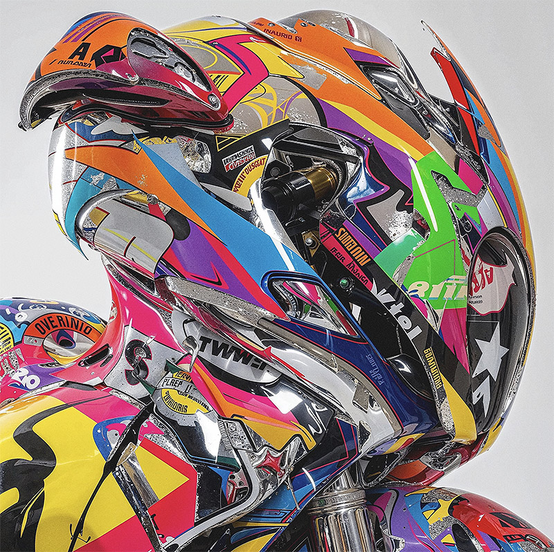 Imagen de casco con estilo de moto