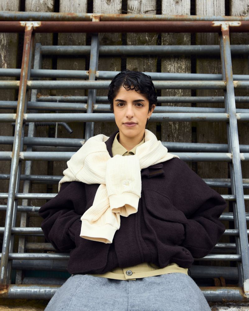 Gander nos da utilitarismo inglés con siluetas de ciudad