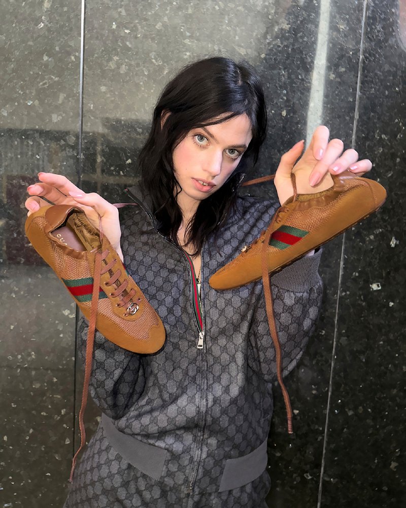 Tendencias de calzado otoño invierno 2025: slim sneakers