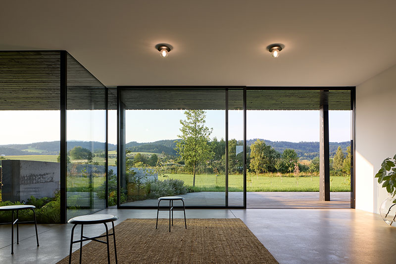 Jakub Janošík convierte un granero en la sede de su empresa