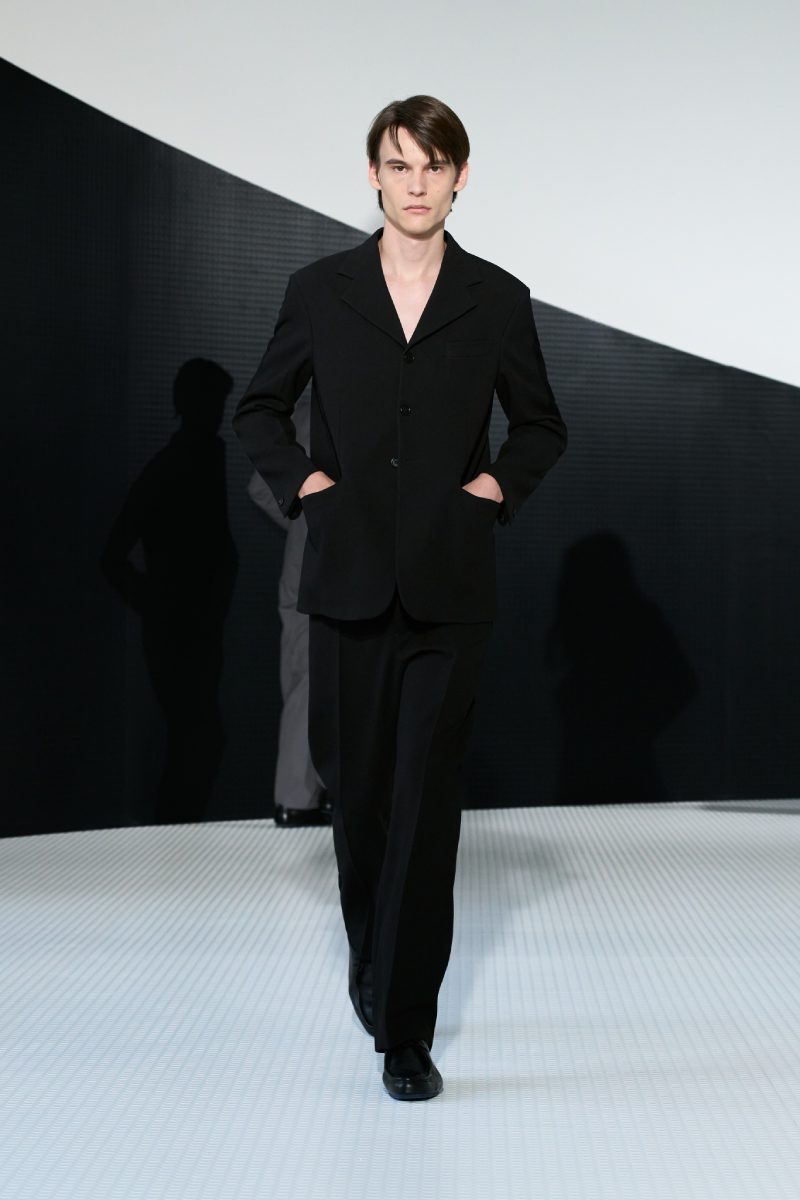 Simone Bellotti reescribe el minimalismo de Jil Sander