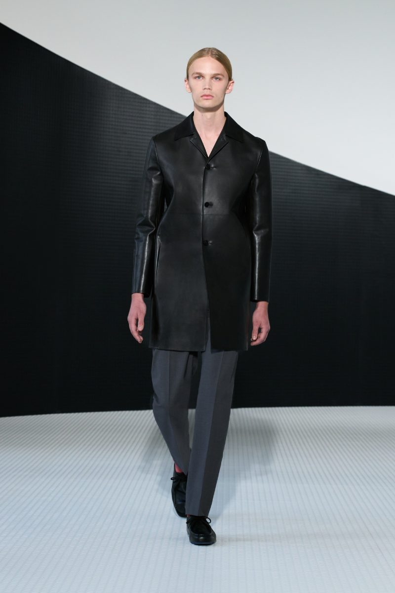 Simone Bellotti reescribe el minimalismo de Jil Sander
