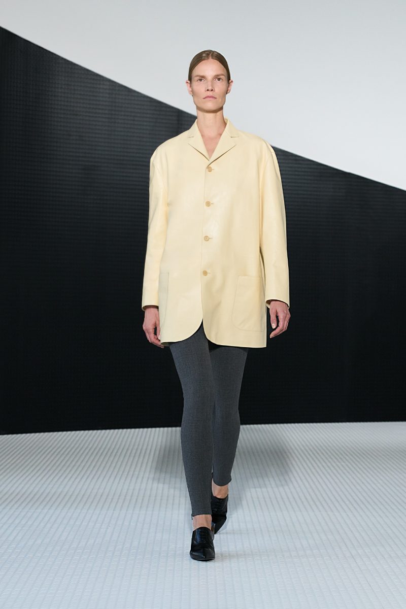 Simone Bellotti reescribe el minimalismo de Jil Sander