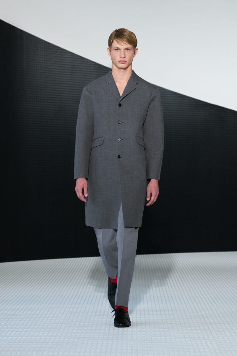 Simone Bellotti reescribe el minimalismo de Jil Sander