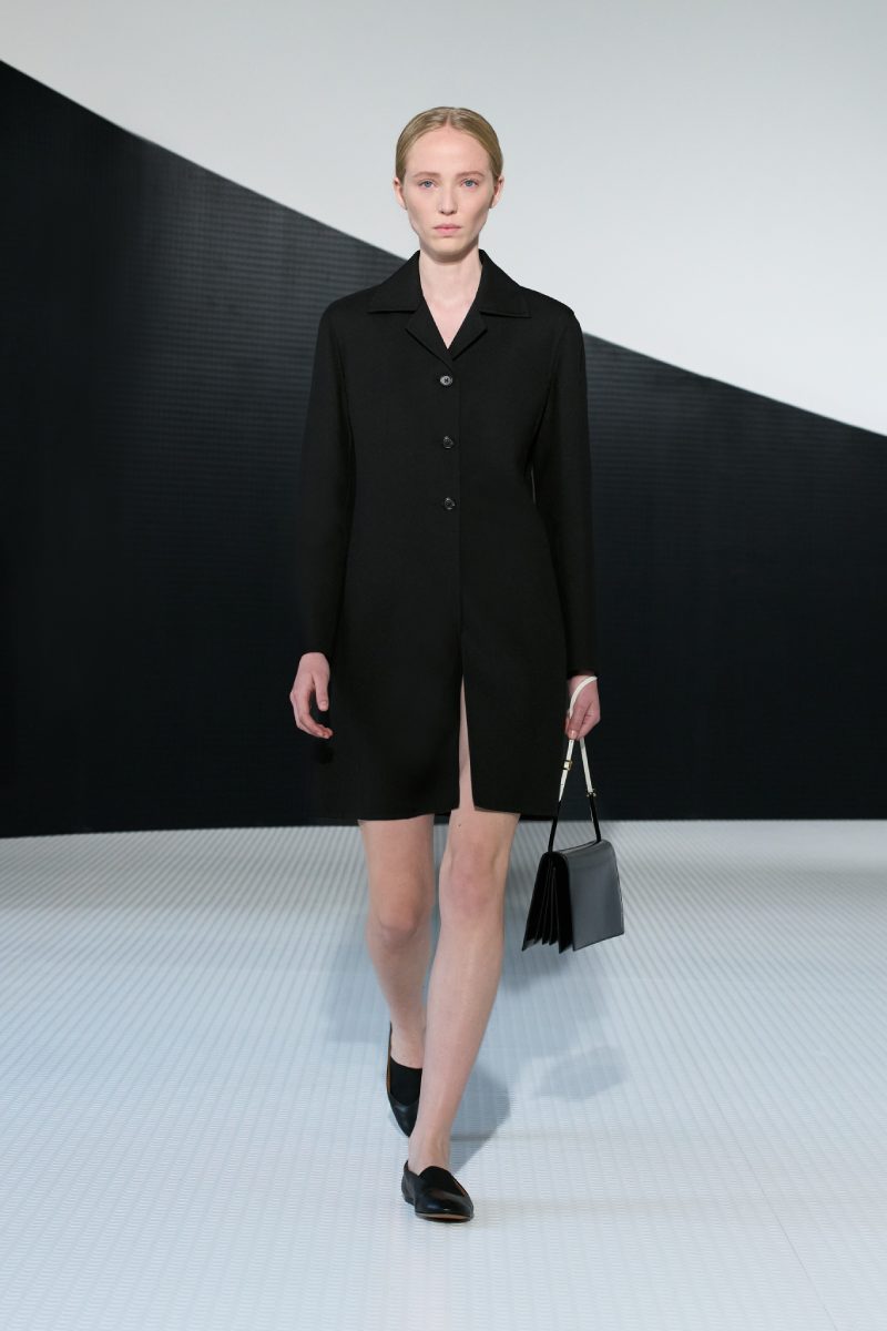 Simone Bellotti reescribe el minimalismo de Jil Sander