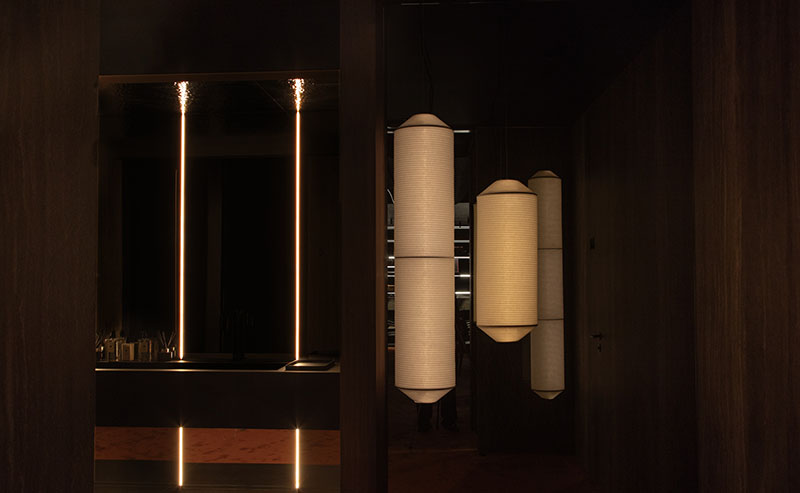 Restaurante Kabuki Madrid: lámparas de papel de Santa and Cole