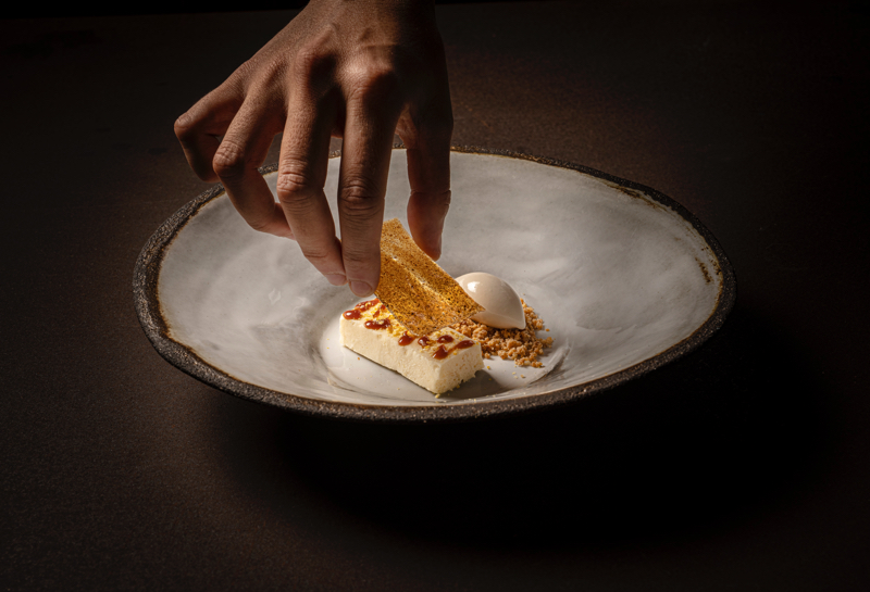 Kamezí Restaurant: Frangollo acompañado de helado de avellana, dulce de leche de cabra y crujiente de pasas