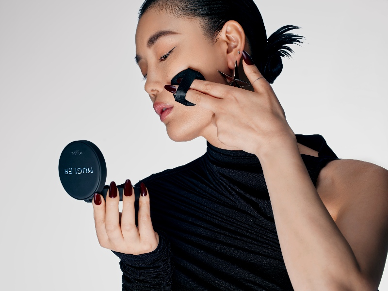 looks maqullaje moda colección L’Oréal Paris Mugler