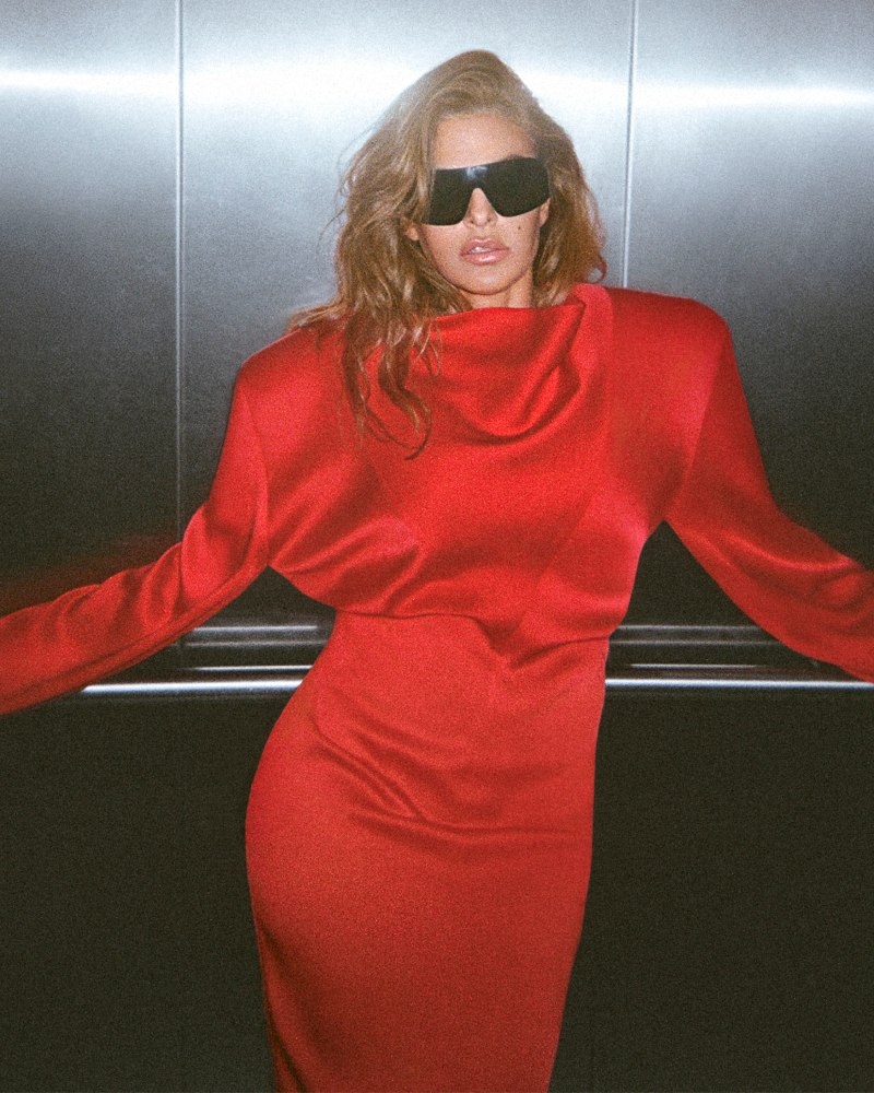 mujer trabajadora moderna colección moda Stella McCartney