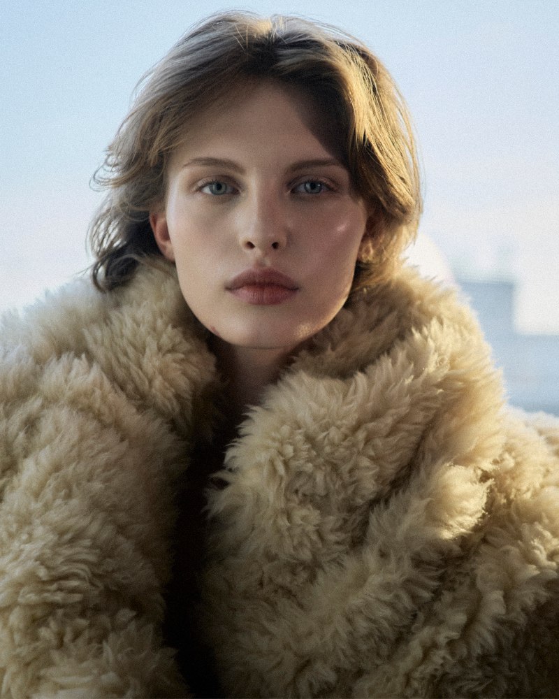 mujer trabajadora moderna colección moda Stella McCartney