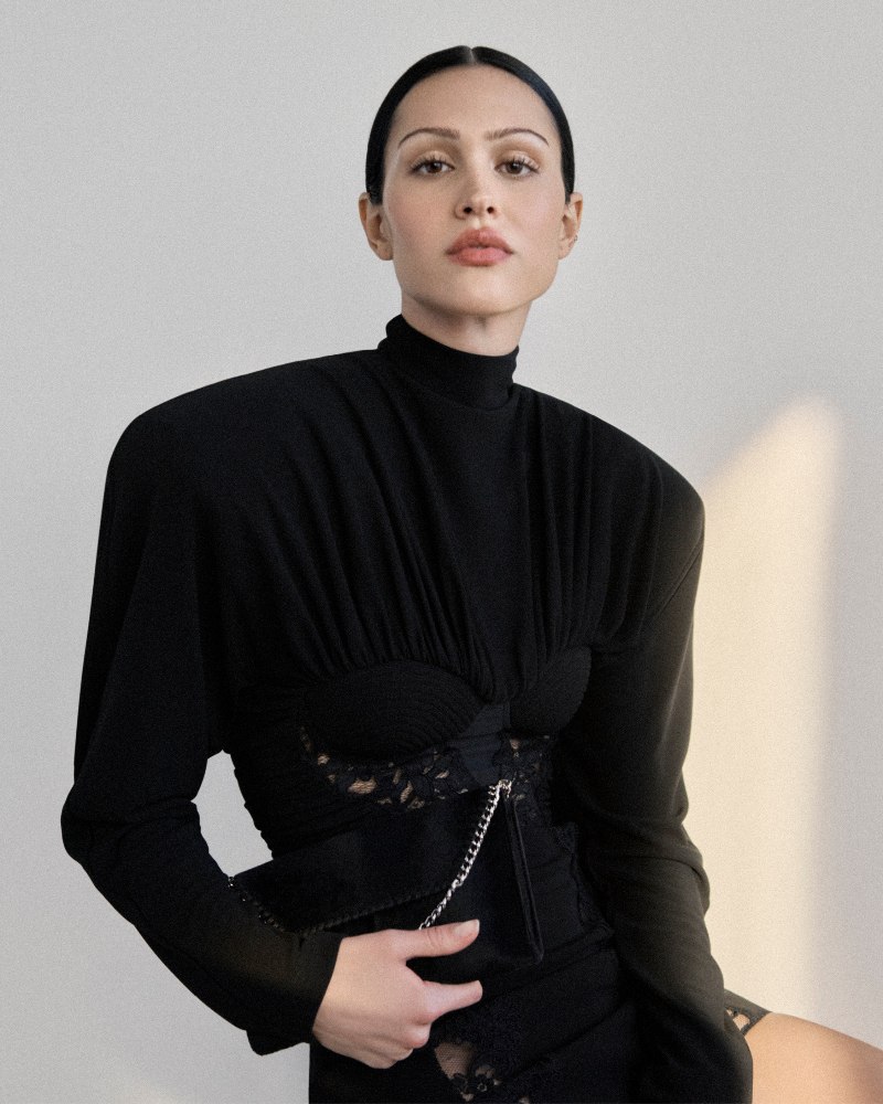 mujer trabajadora moderna colección moda Stella McCartney