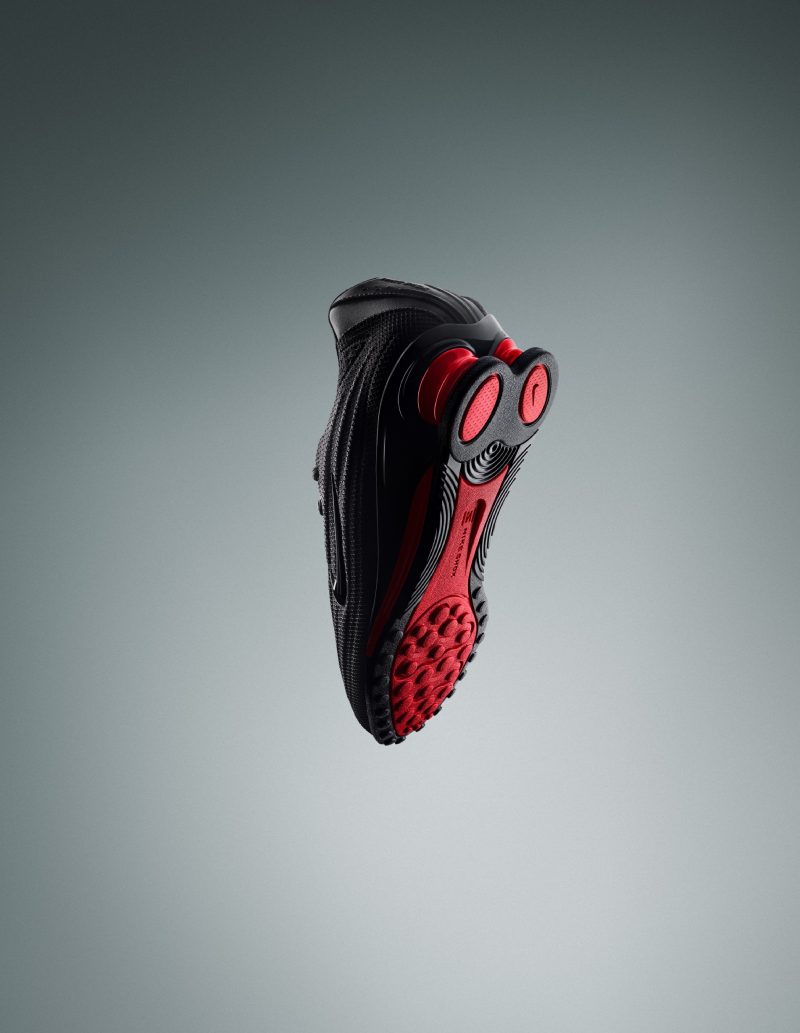 Nike reedita las Nike Shox con una silueta mucho más slim