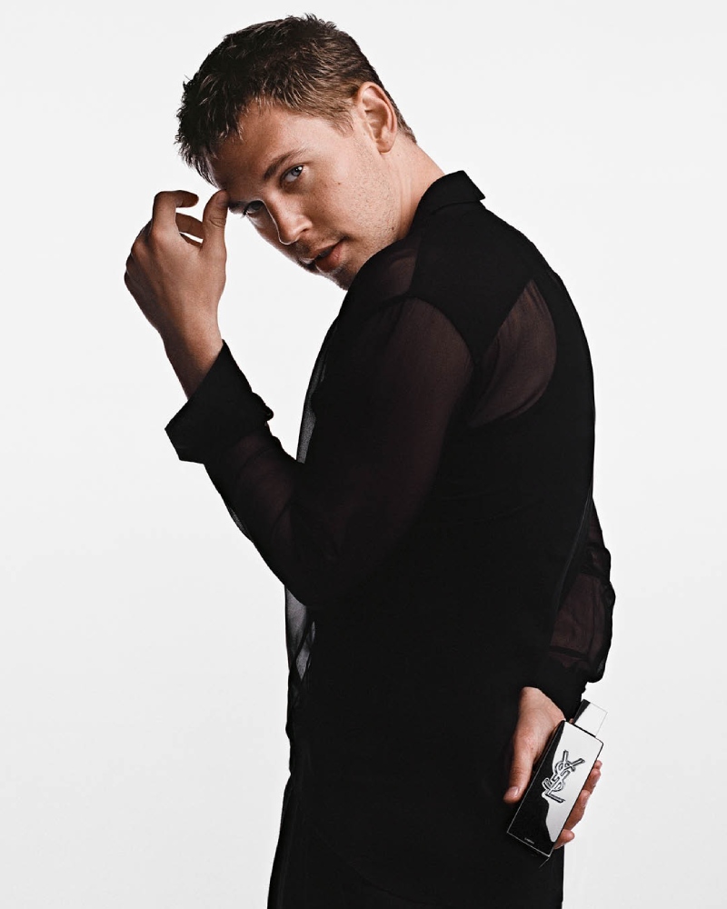 El nuevo perfume de Austin Butler: YSL Myslf L'Absolu