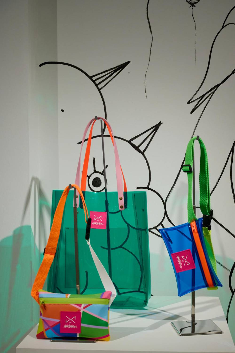 okuda san miguel y daniel chong arcoiris blanco y negro madrid es moda pablo paniagua