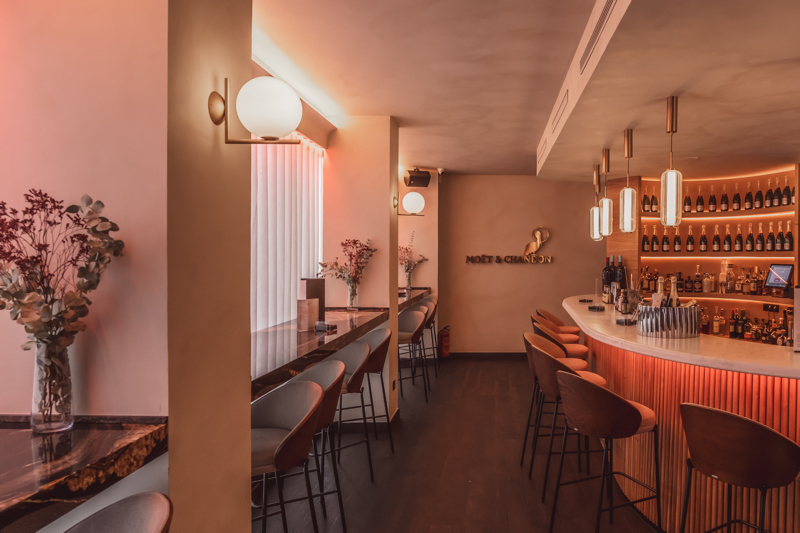 Restaurante Pelican: cocina japonesa y coctelería de autor